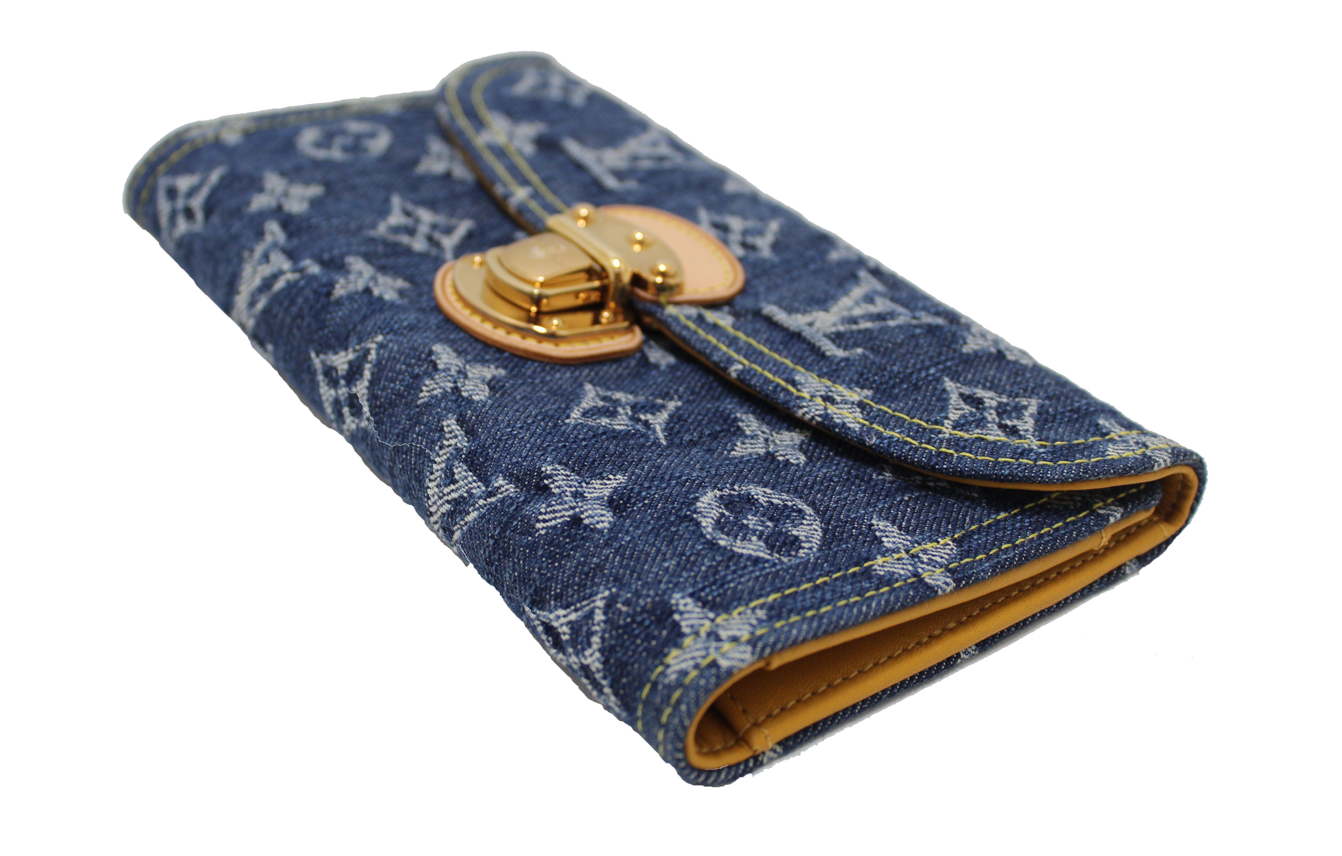 Louis Vuitton Amelia Beige Leather Wallet (Pre-Owned)