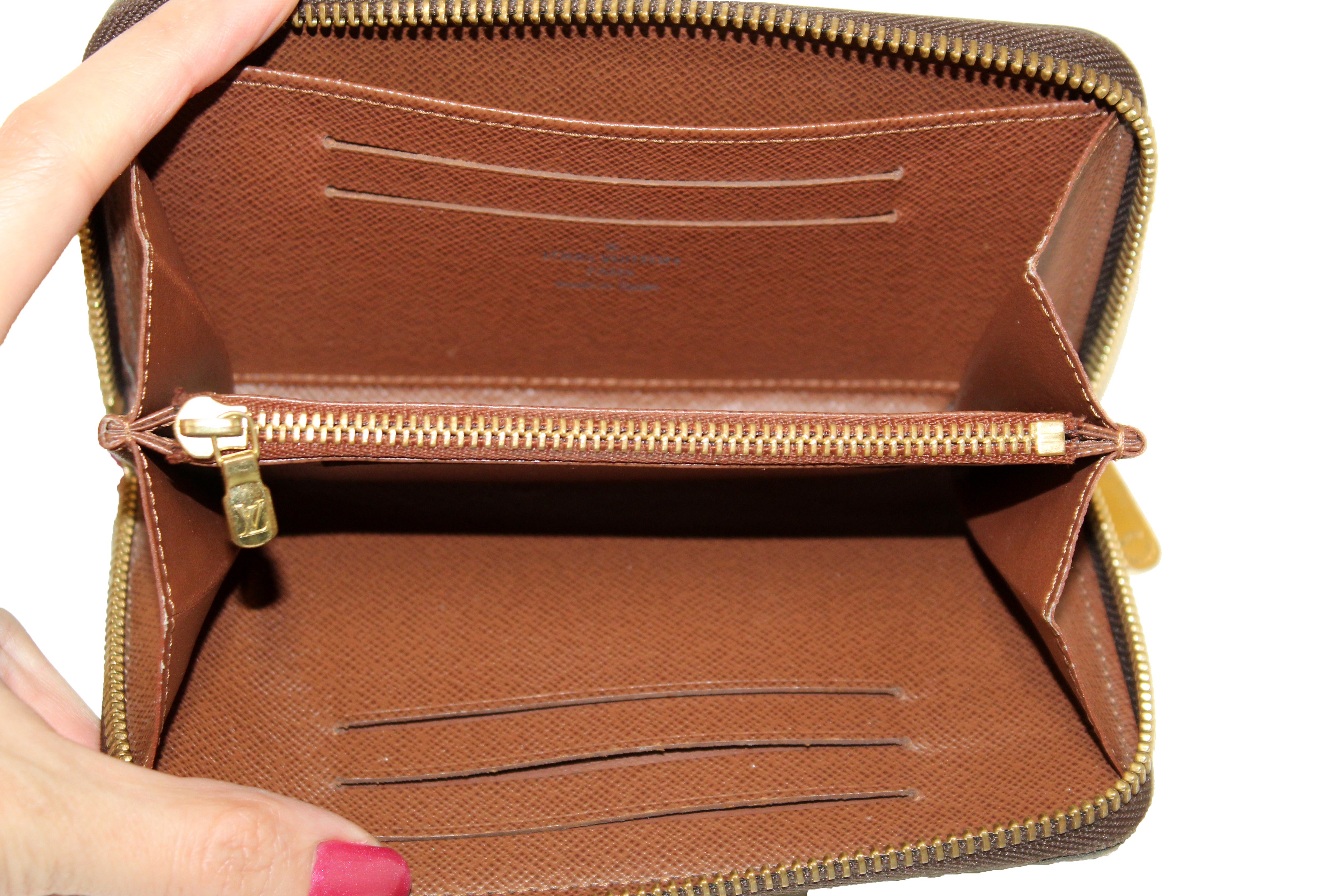 Authentic Louis Vuitton Classic Monogram Canvas Compact Zippy Wallet