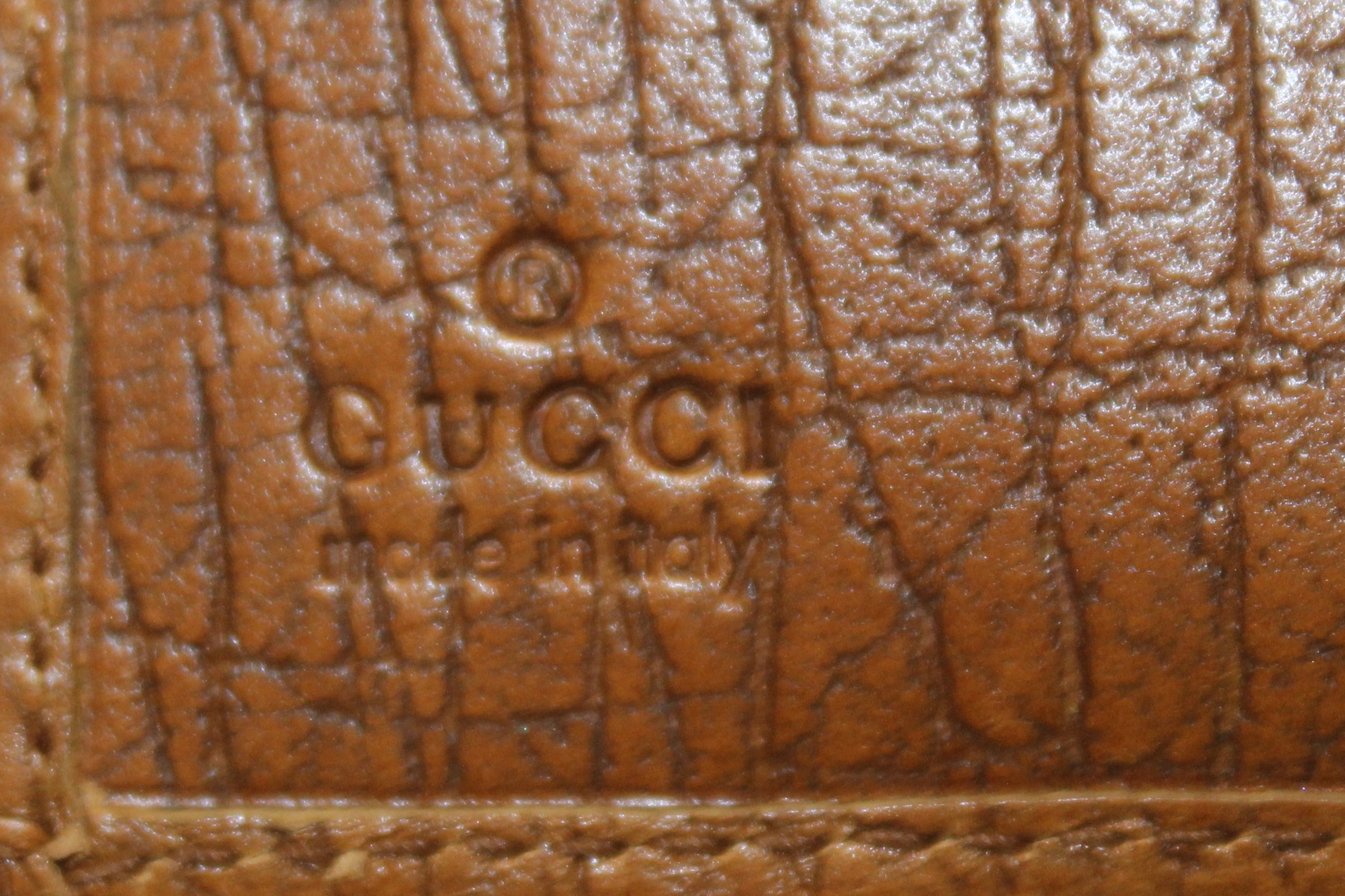 Authentic Gucci Brown GG Vintage Bamboo Bilfold Wallet