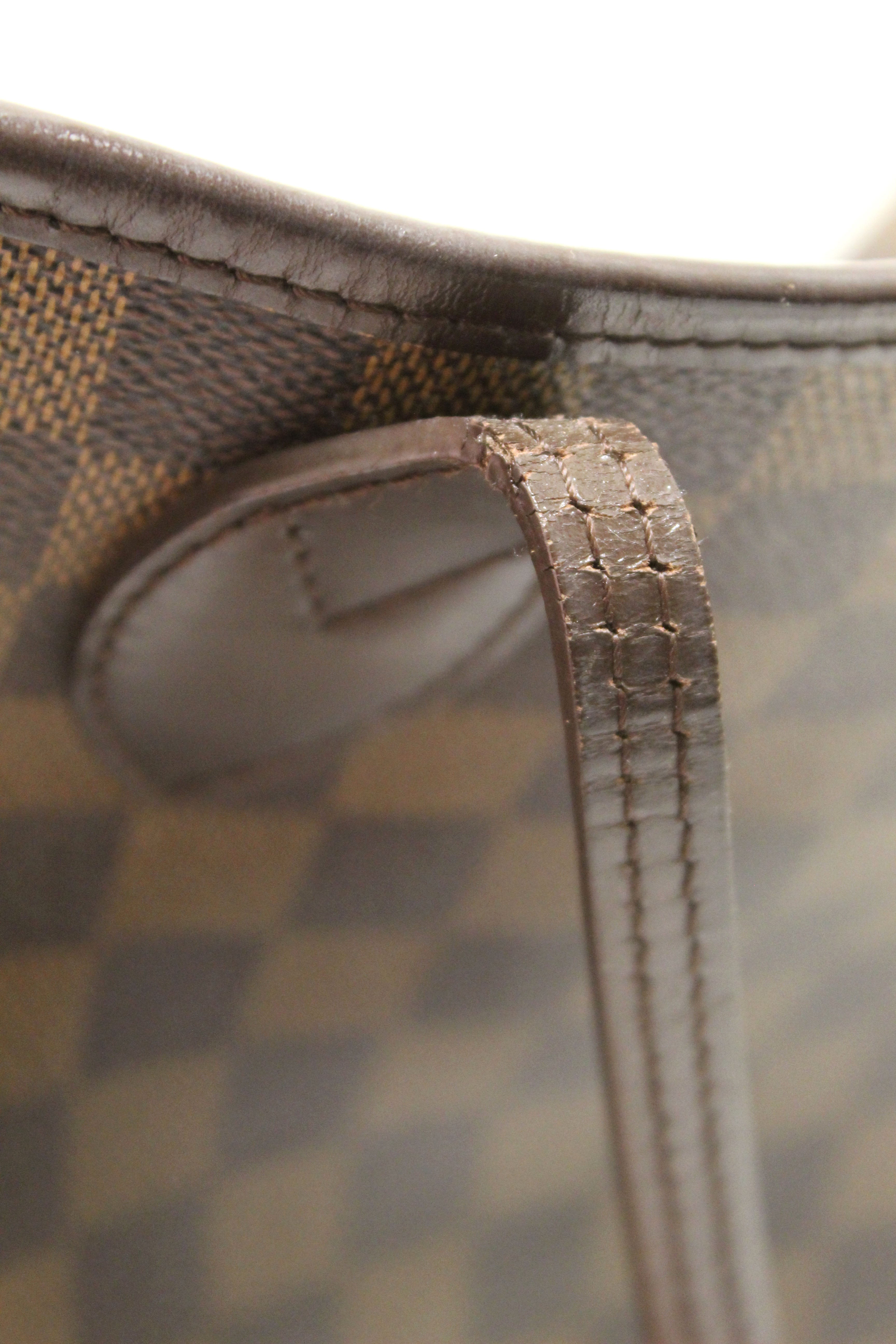 Authentic Louis Vuitton Damier Ebene Canvas Neverfull MM Shoulder Tote Bag