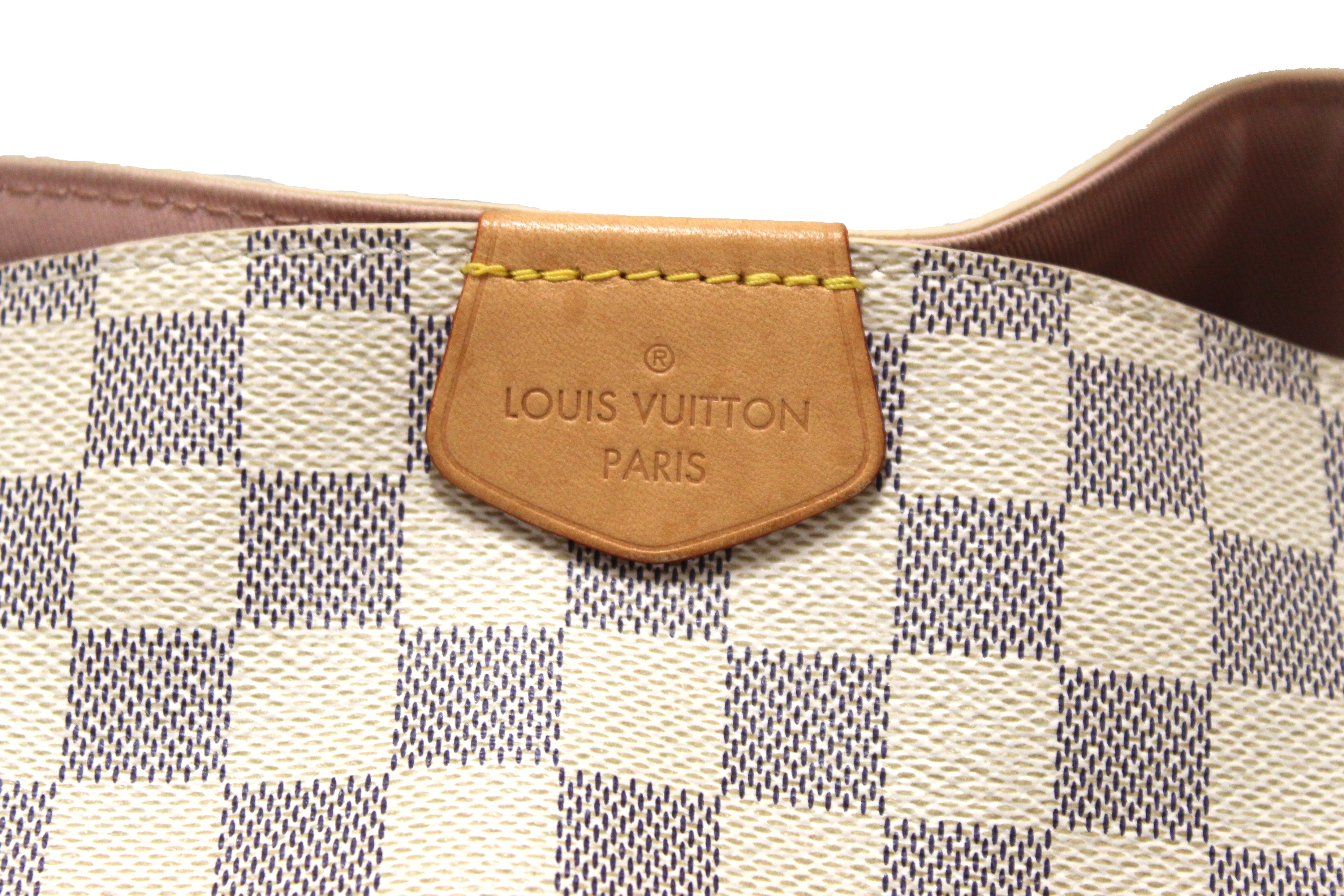 Louis Vuitton Monogram Canvas Graceful PM Hobo (SHF-8CF3hY) – LuxeDH
