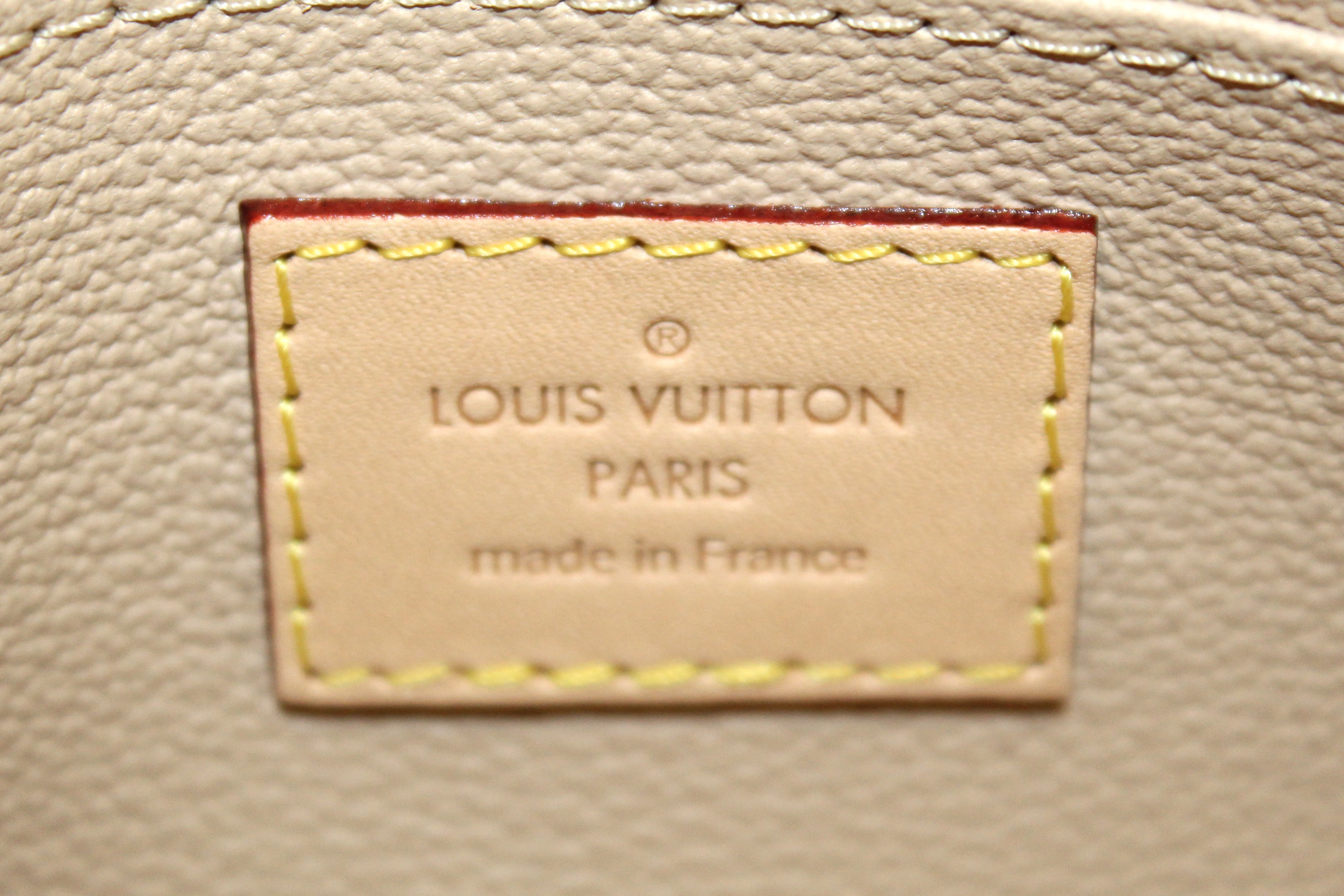 Authentic NEW Louis Vuitton Classic Monogram Canvas Cosmetic Pouch