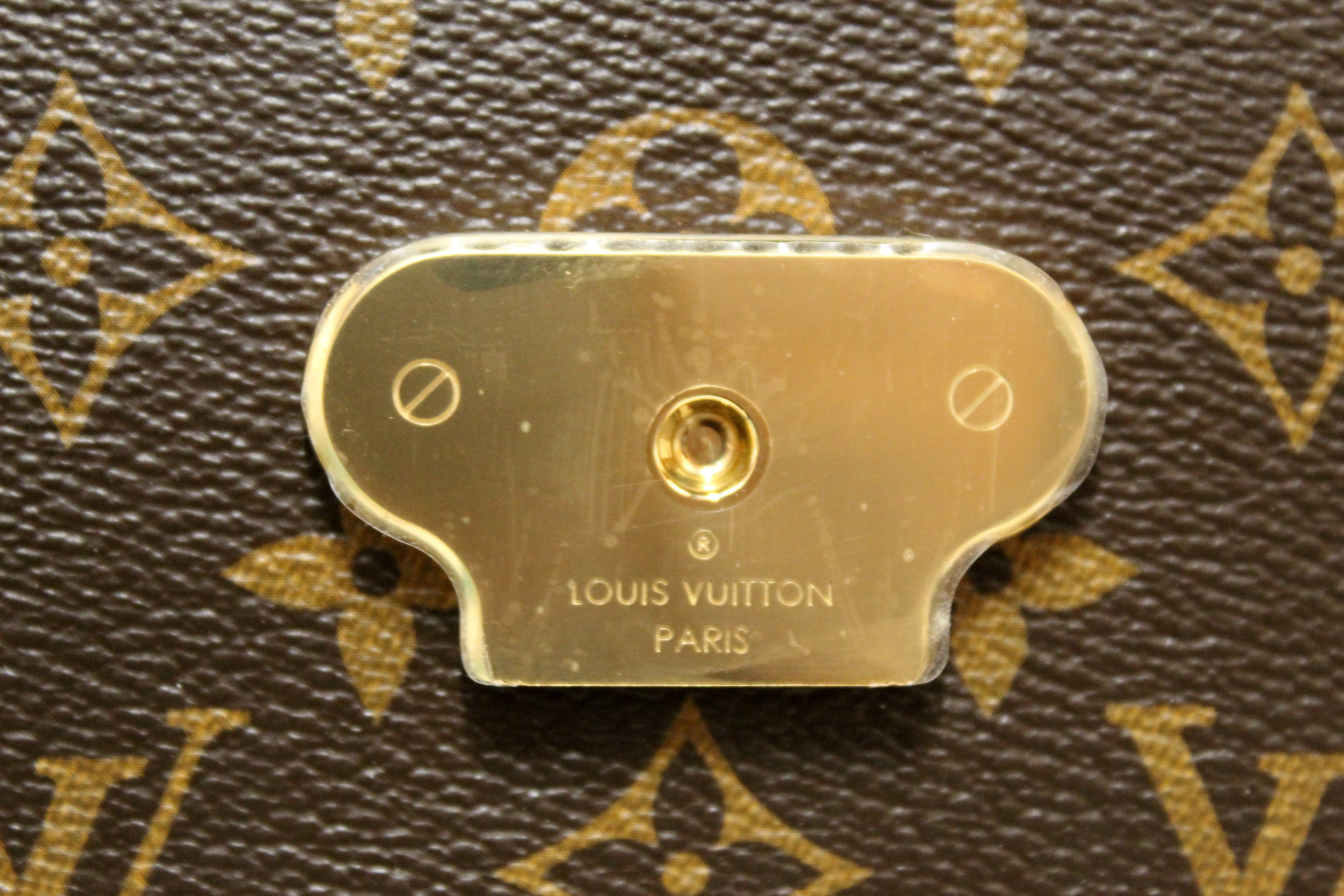 Authentic Louis Vuitton Classic Monogram Saint-Placide Clutch Shoulder –  Paris Station Shop