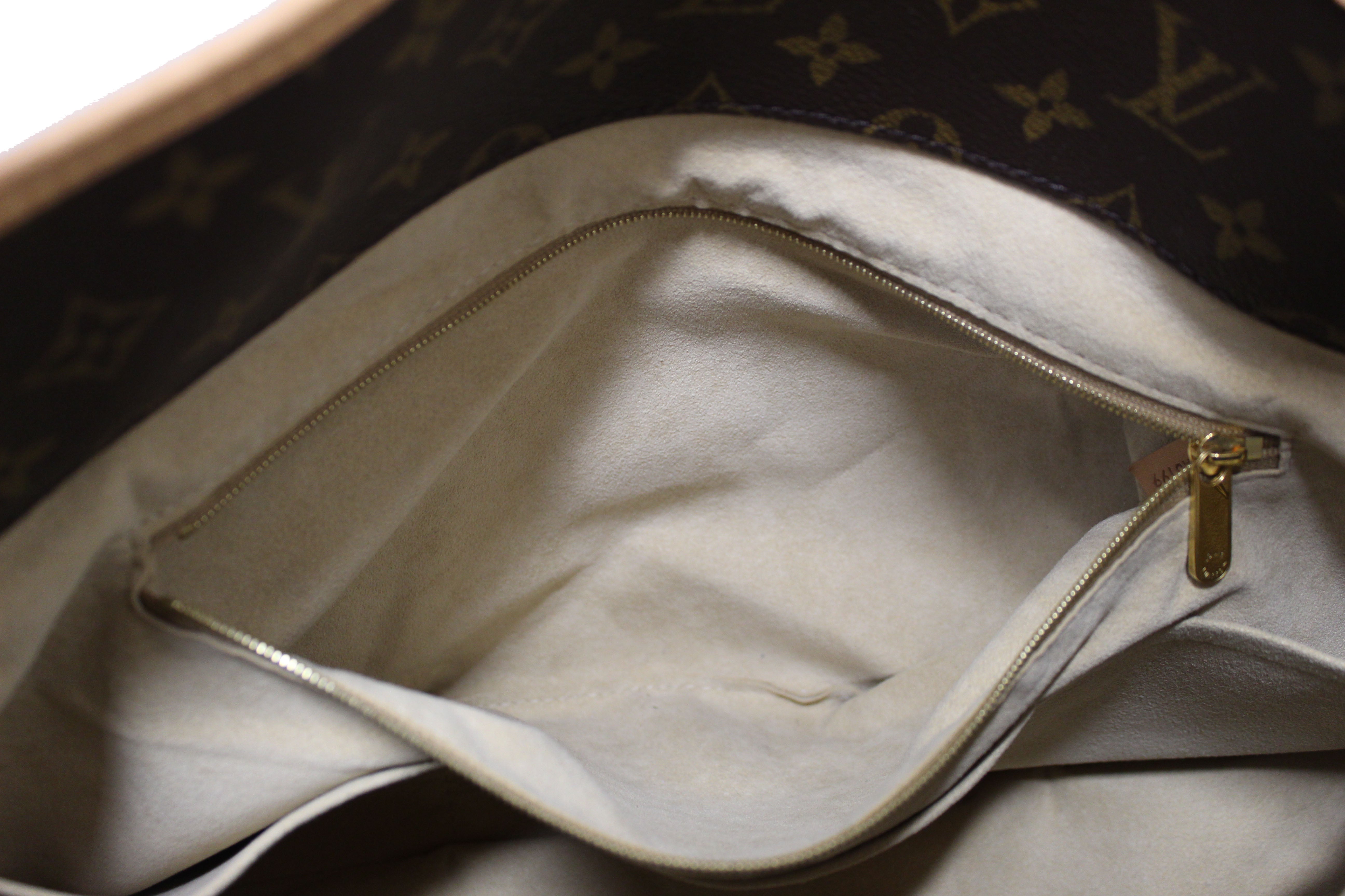 Louis Vuitton Monogram Canvas Artsy Handbag