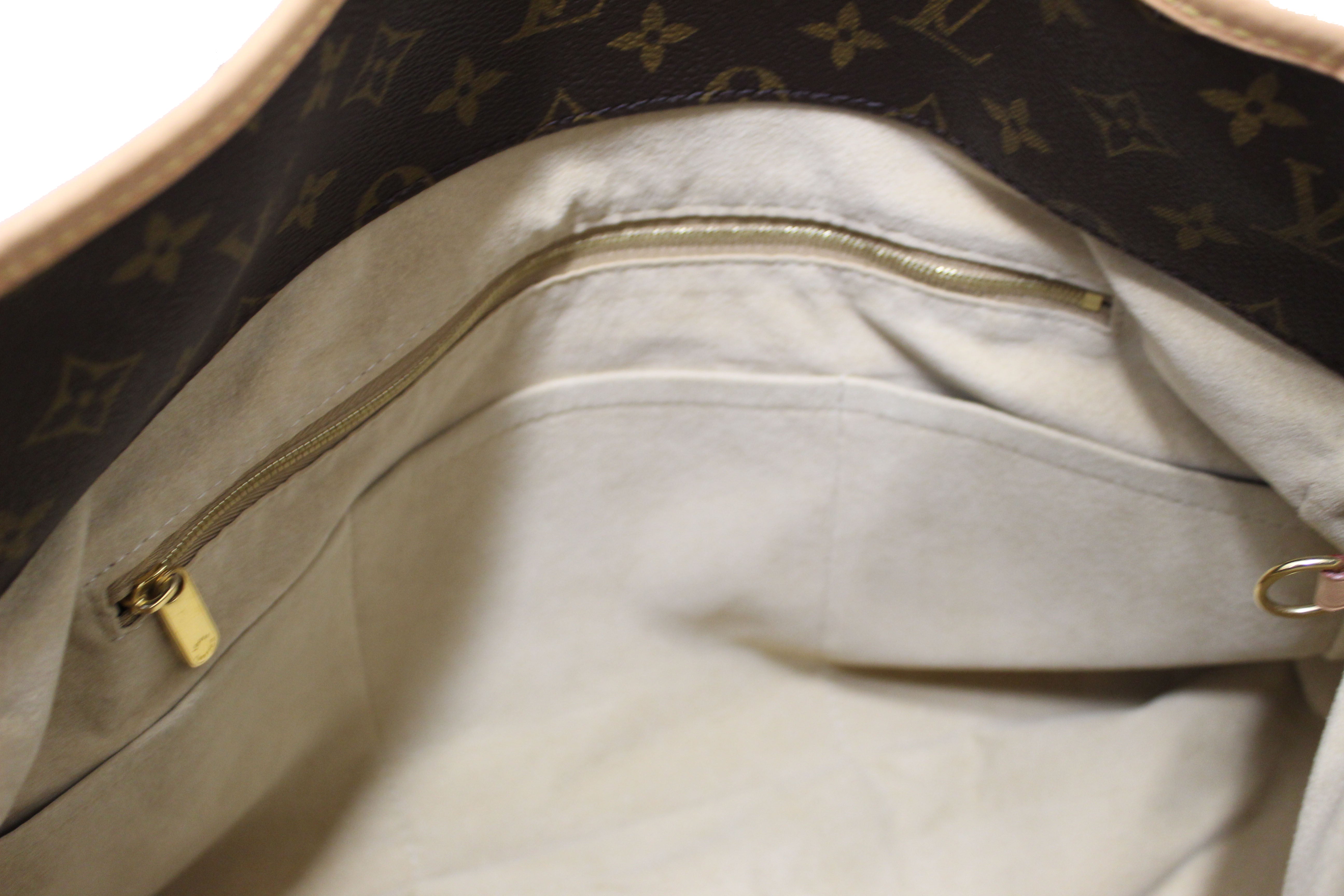 Authentic Louis Vuitton Classic Monogram Canvas Artsy mm Shoulder Bag